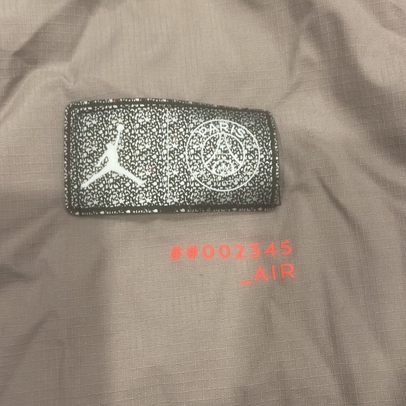 Jordan X PSG Windbreaker, great condition. - Picture 3 of 5